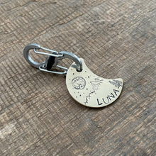 Load image into Gallery viewer, Collar Tag Clip